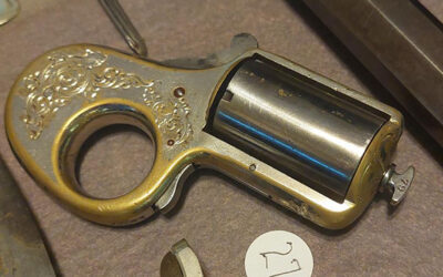 Knuckle-duster was “My Friend” Pistol